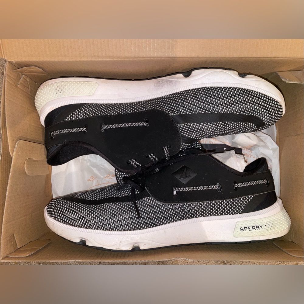 Sperry Tennis Shoes